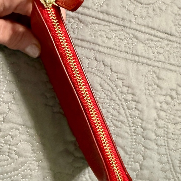 Coach Corner Zip Wristlet in Crossgrain Leather - Picture 3 of 8